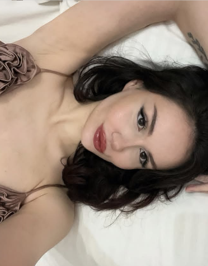 Dutdibi Dinamik Partner Escort Bayan Şirin