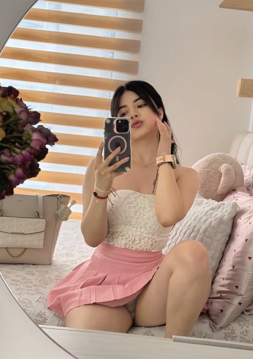 Karasüleymanlı Duygusal Kadın Escort İkbal